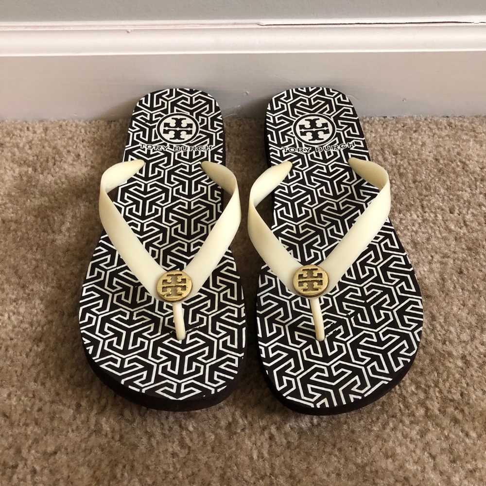 Tory Burch Size 9 Sandals